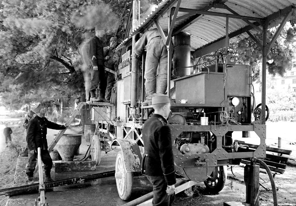 Die Gasentwicklungseinrichtung zur feldmässigen Gasproduktion - CH-BAR - 3241338