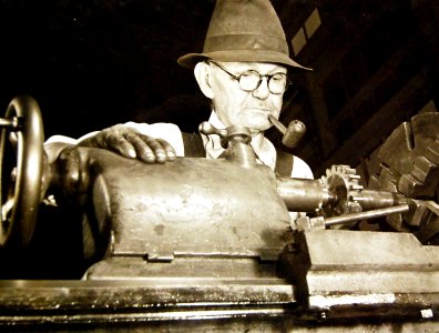 David Zimbough operating a lathe to make parts for sweepers, Jacksonville, Florida, 1942 (27162756930)