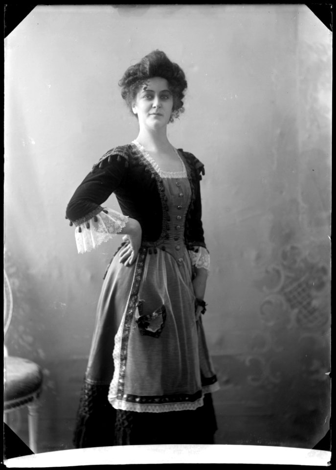 Davida Hesse in Figaros bröllop at Kungliga Operan 1904 - SMV - GH125