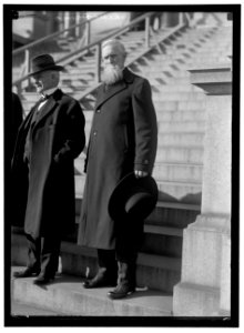 DAVIS, JAMES HARVEY, 'CYCLONE DAVIS.' REP. FROM TEXAS, 1915-1917. RIGHT; HARDY, RUFUS, REP. FROM TEXAS, 1917-1923. LEFT LCCN2016866960