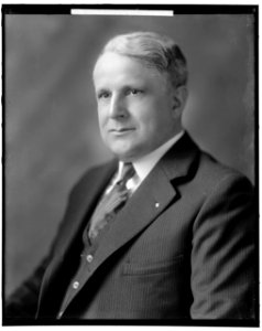 DAVIS, JAMES. HONORABLE LCCN2016860970