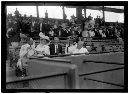 DAVIS, JOHN WILLIAM. REP. FROM WEST VIRGINIA, 1911-1913; SOLICITOR GENERAL OF THE U.S., 1913-1918; AMBASSADOR TO GREAT BRITAIN, 1918-1921; DEMOCRATIC NOMINEE FOR PRESIDENT OF THE U.S., 1924. LCCN2016866290