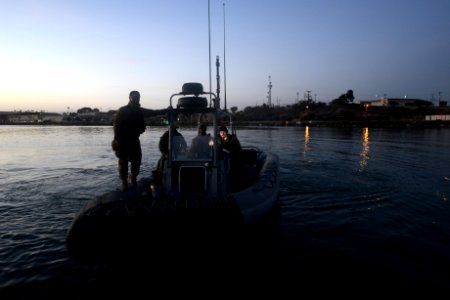 Dawn Blitz 130621-N-FN215-735