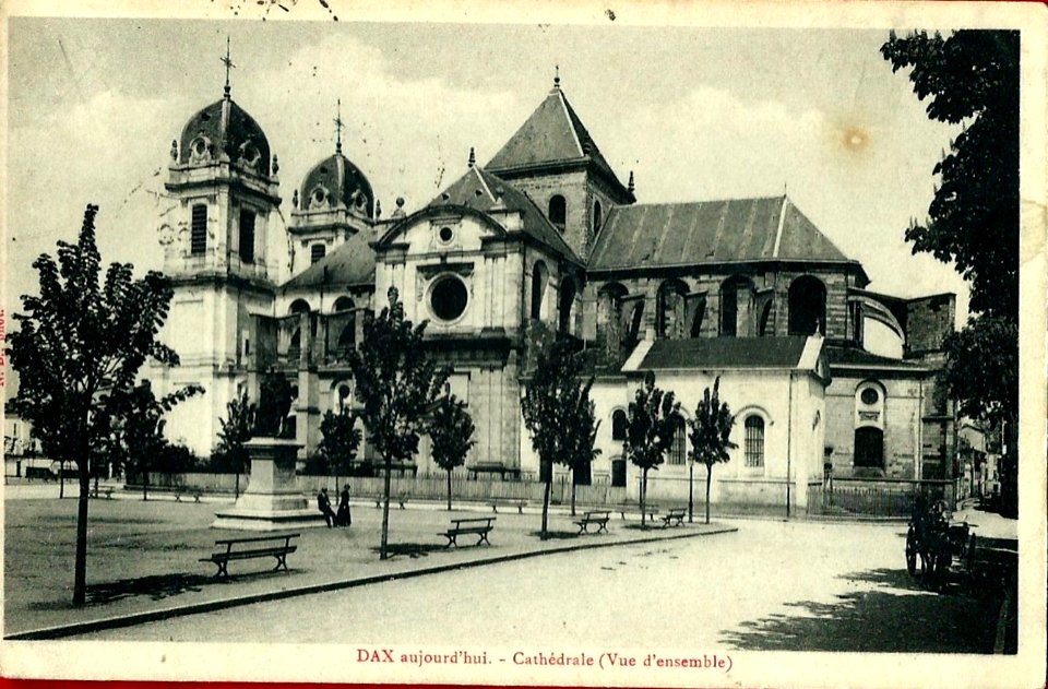 Dax (Landes) - Cathédrale 28a