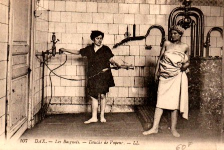 Dax (Landes) - Douche de vapeur 1