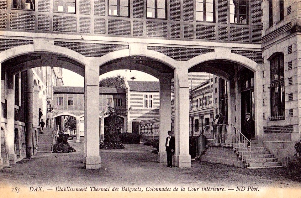 Dax (Landes) - Etablissement Thermal des Baignots - Bâtiments première classe 6