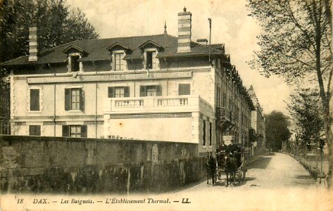 Dax (Landes) - Etablissement Thermal des Baignots - vue de la Promennade 14