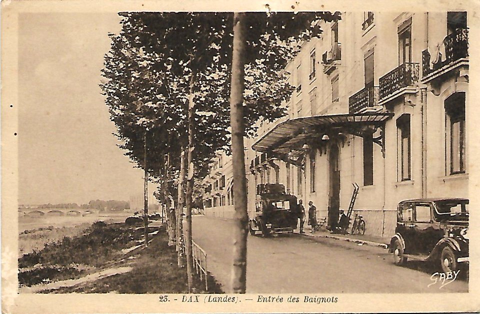 Dax (Landes) - Etablissement Thermal des Baignots - vue de la Promennade 1