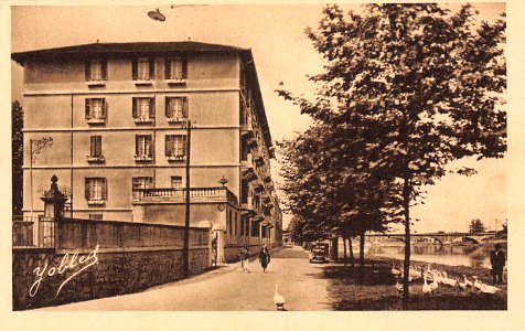 Dax (Landes) - Etablissement Thermal des Baignots - vue de la Promennade 13