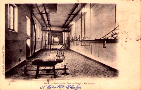 Dax (Landes) - Institution N.D. du Sacré-coeur 4