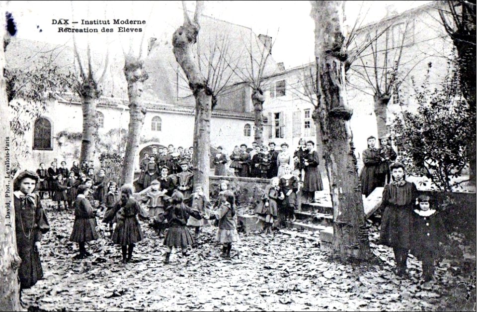 Dax (Landes) - Instutut Moderne 1