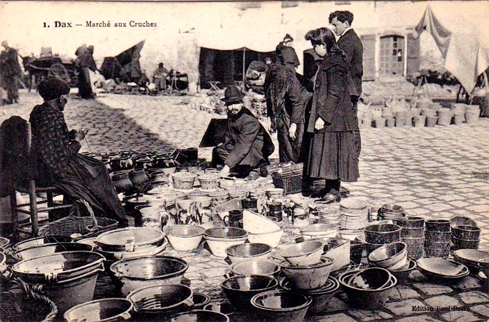 Dax (Landes) - marché aux cruches 1