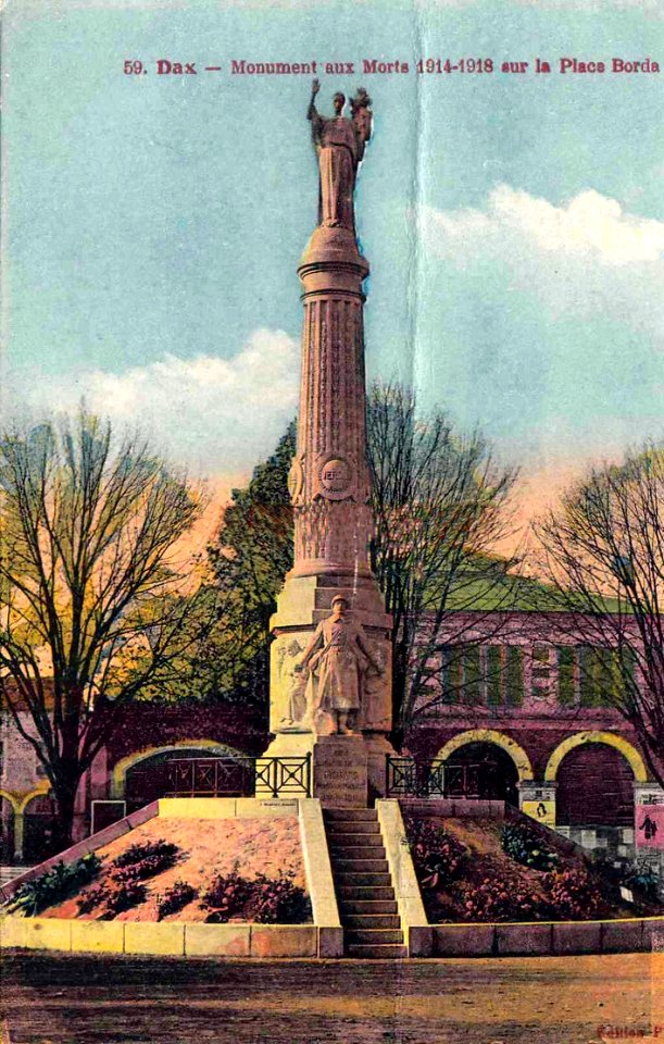 Dax (Landes) - Monument aux morts 1a