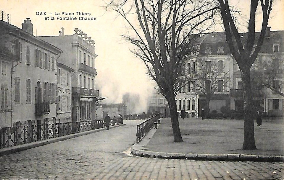 Dax (Landes) - Place Thiers 1
