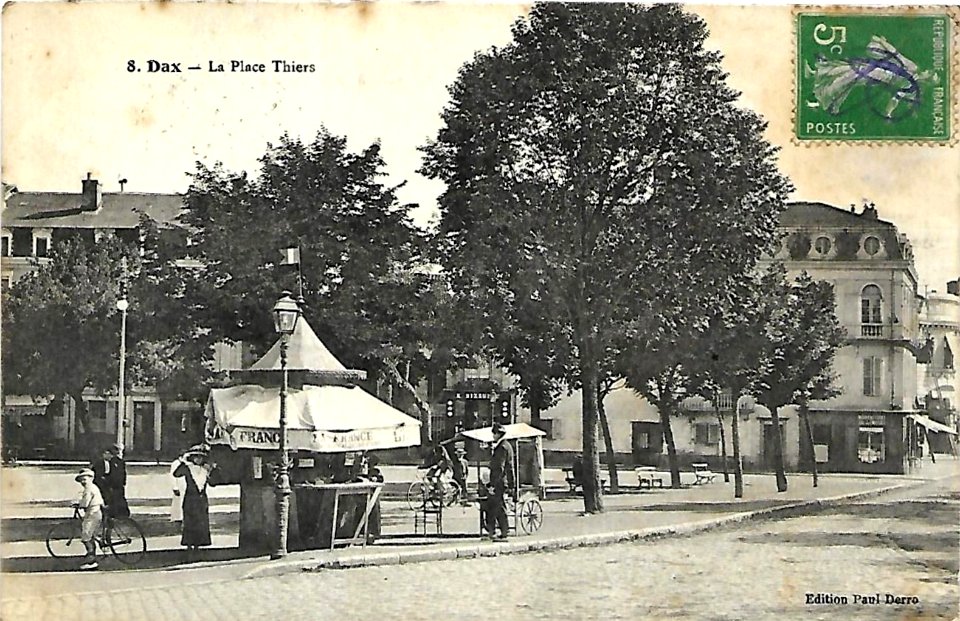 Dax (Landes) - Place Thiers 4