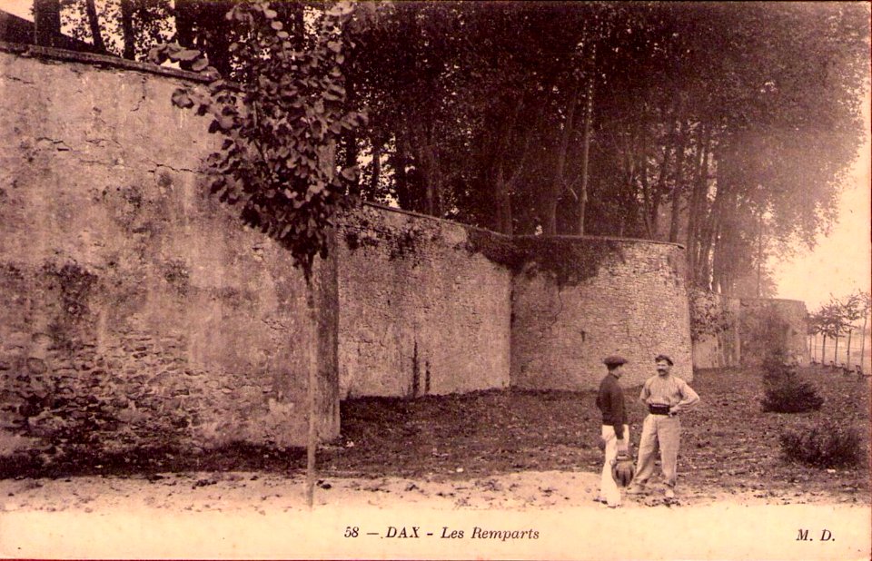 Dax (Landes) - Ramparts Gallo-Romains 12