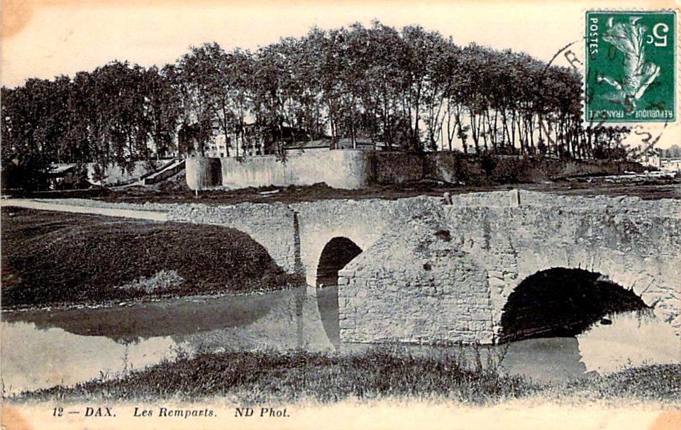 Dax (Landes) - Ramparts Gallo-Romains 30