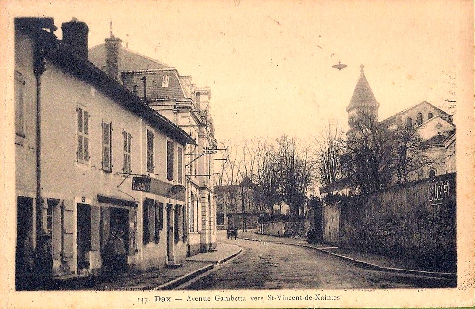 Dax (Landes) - rue Gambetta 3