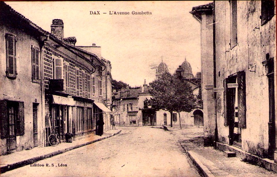 Dax (Landes) - rue Gambetta 5