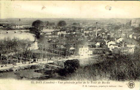 Dax (Landes) - vue générale prise de la tour de Borda 2 photo