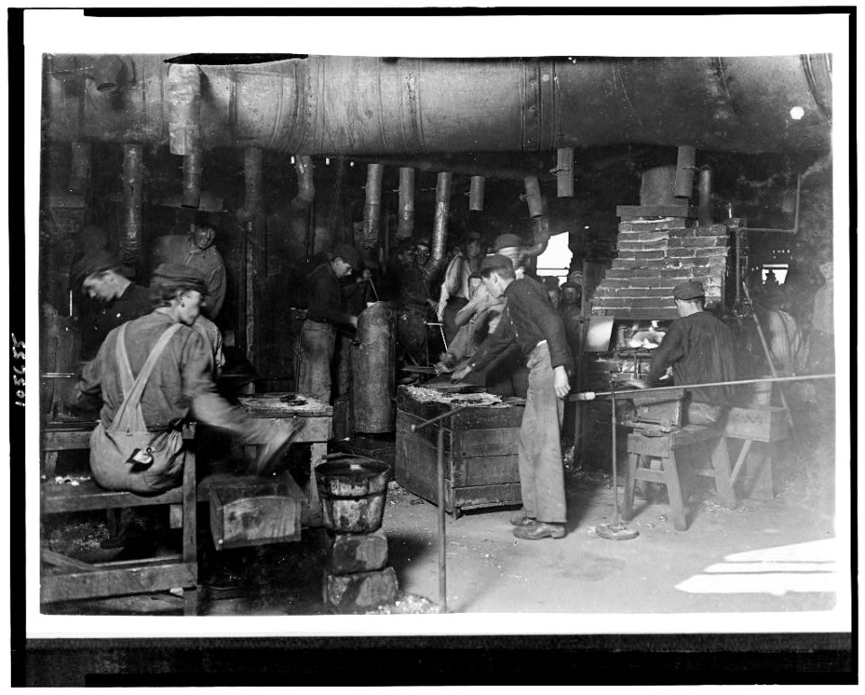 Day Scene in an Indiana Glass Works. Aug.,1908. LOC cph.3c05655