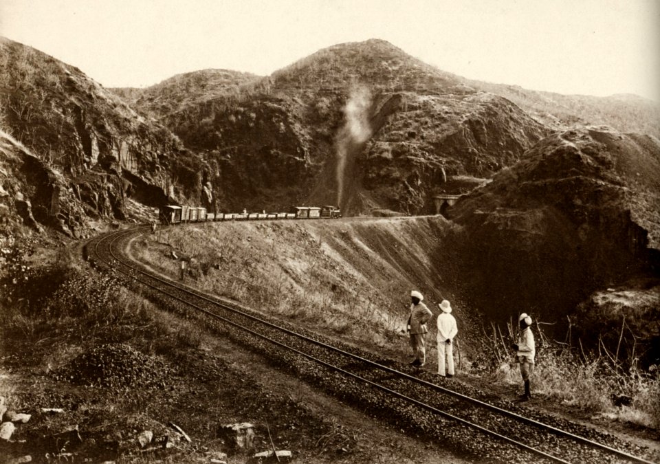 Dayal, Raja Lala Deen - Tunnel Nr. 2, die Indore Staats Eisenbahngesellschaft (Zeno Fotografie)