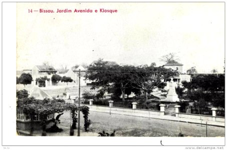 DC - 14 - Bissau. Jardim Avenida e Kiosque
