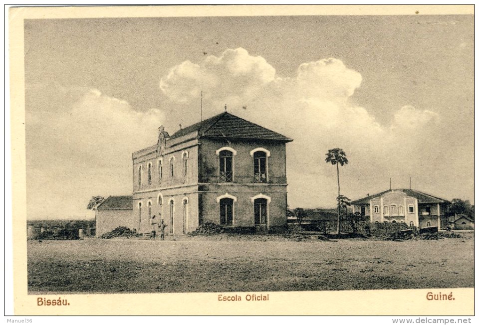 DC - Bissau - Escola Oficial