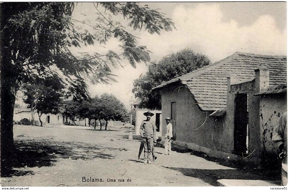 DC - Bolama - Uma rua de