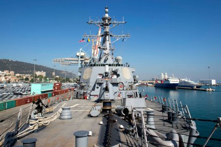 DDG 75. Haifa. 160621-N-TC720-009 (27777339866)