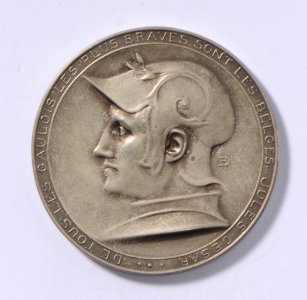 De Tous Les Gaulois, Les Plus Braves Sont Les Belges - Jules César - Liège Waelhem Nieuport 1914, medal by Pierre Theunis, Belgium, (1915), Coins and Medals Department of the Royal Library of Belgium, 2Lef 16 - 56 (recto)