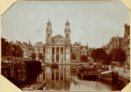 De voormalige Houtgracht (sic) - De Hooimarkt - Gedempt - thans het Waterlooplein photo