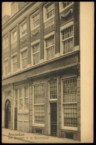 De voormalige Boomskerk, Kalverstraat, later verkocht aan V en D. Uitgave A.J. Nuss, Amsterdam, Afb PBKD00353000001