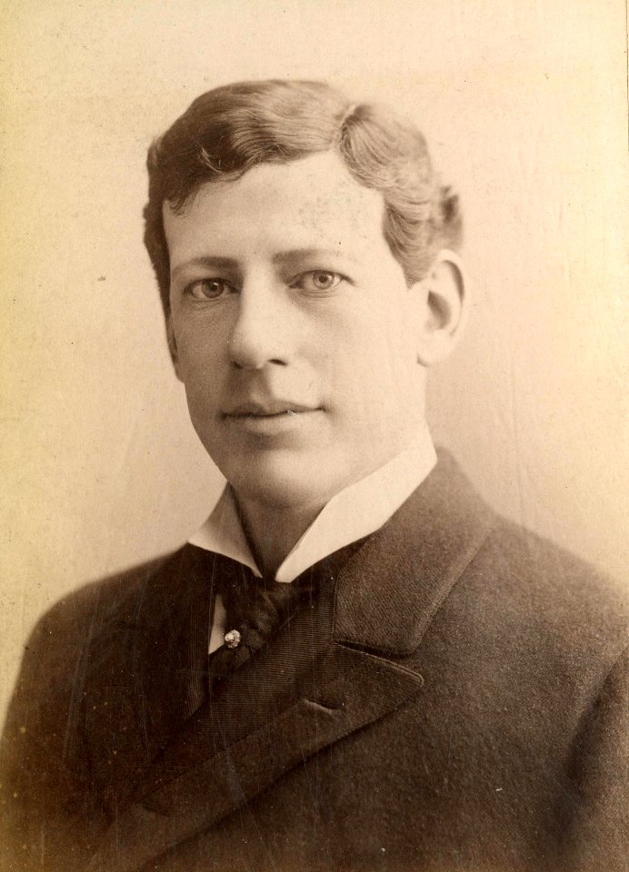 De Wolf Hopper, stage actor (SAYRE 269)