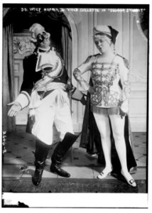 De Wolfe Hopper & Viola Gillette in Beggar Student LCCN2014692791
