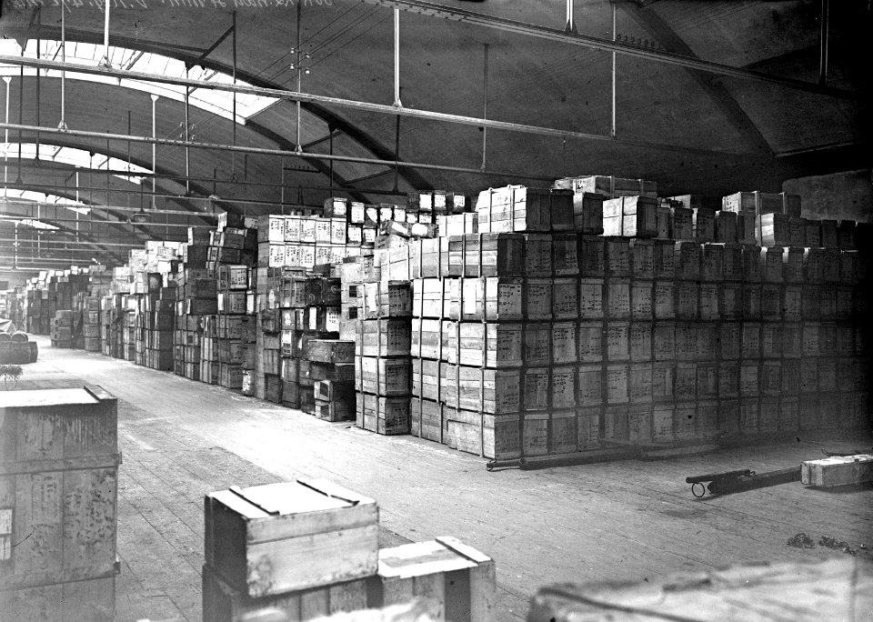 Die Lagerhalle mit den Brotreserven für französische Kriegsgefangene - CH-BAR - 3240154