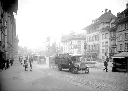 Die Lastwagen der Ballon Pionier Kompanie I - CH-BAR - 3240121