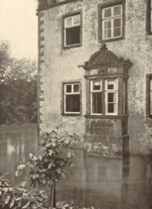 Die Weserrenaissance (Sonnen) - 098 - Schloss Merlsheim, Erker an der Langseite