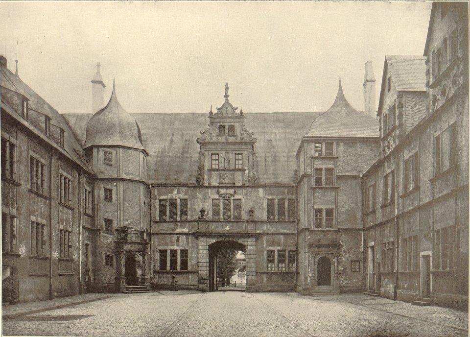 Die Weserrenaissance (Sonnen) - 110 - Schloss Neuhaus, Hof