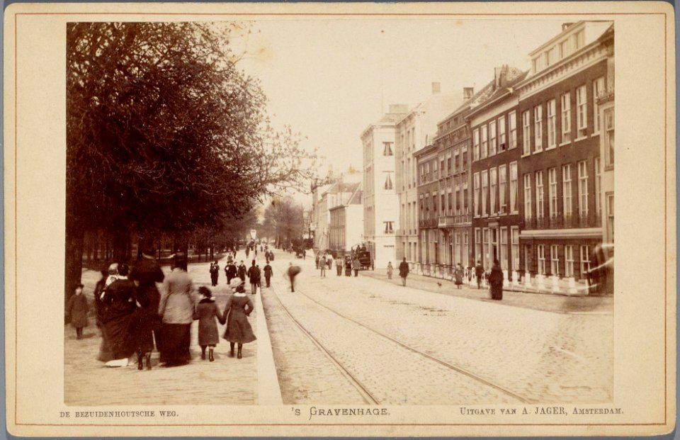 De Bezuidenhoutse weg in Den Haag-001