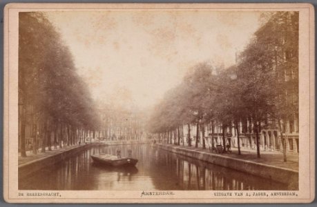 De Bocht van de Herengracht gezien van de Vijzelstraat naar de Nieuwe Spiegelstraat-002