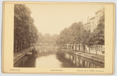 De Bocht van de Herengracht gezien van de Vijzelstraat naar de Nieuwe Spiegelstraat photo