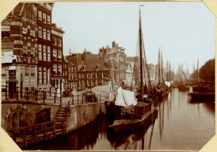 De Brouwersgracht, ziende op de huizen bij de Lindengracht - Het Papen-Eilandje genaamd