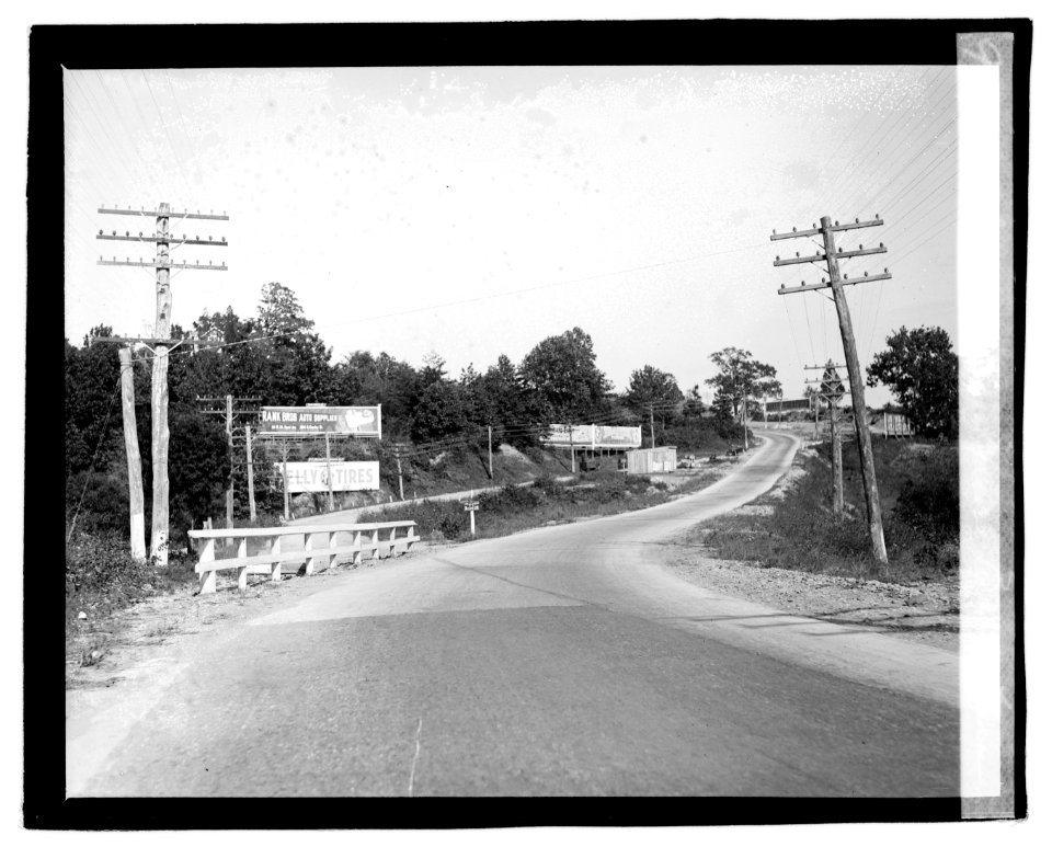 Dead man's curve, Balto. tour LOC npcc.02559