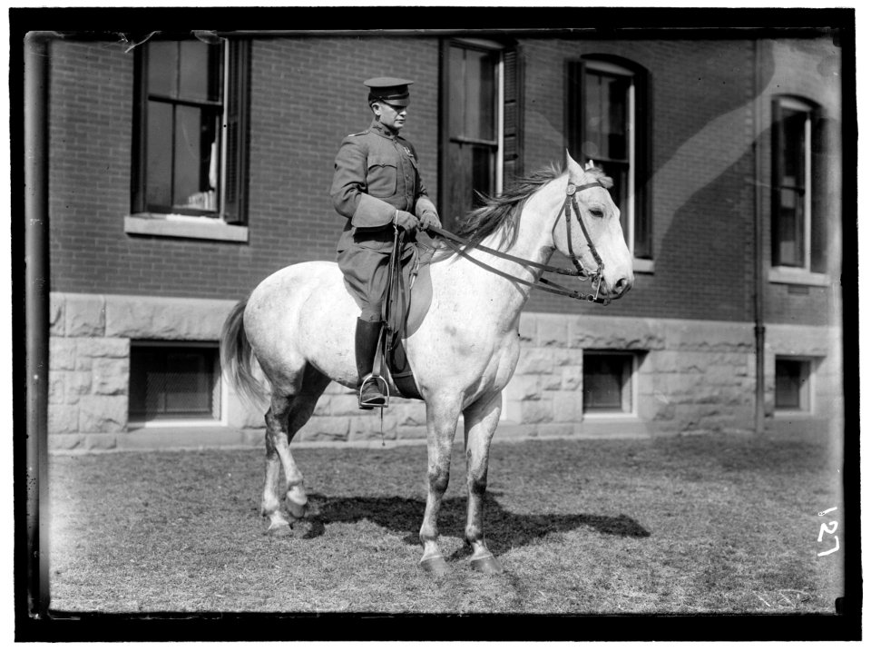 DEAN, WARREN. CAPTAIN, 15TH CAVALRY, U.S.A. LCCN2016863216
