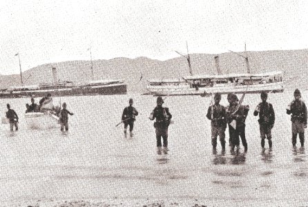 Debarkement expeditionaire troepen Celebes