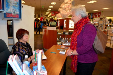 Debbie Macomber and Kathryn Sullivan 161203-N-SP496-001