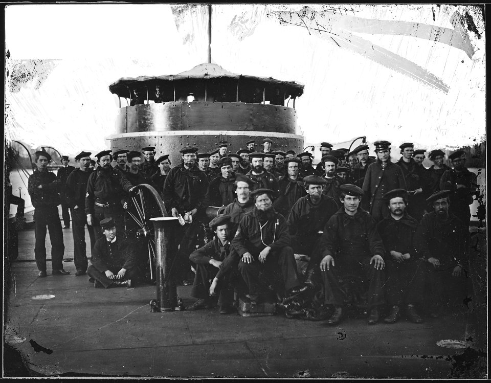 Deck of a Monitor. Enlisted men on deck - NARA - 524665
