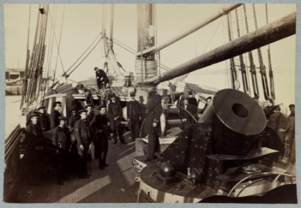 Deck of one of Porter's mortar schooners LCCN2013646194