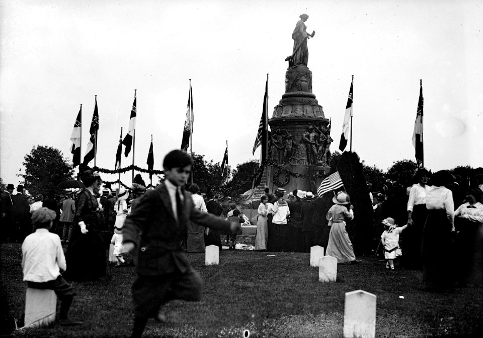 Dedication of Confederate Memorial - Arlington National Cemetery - Arlington County VA US - 1914-06-04